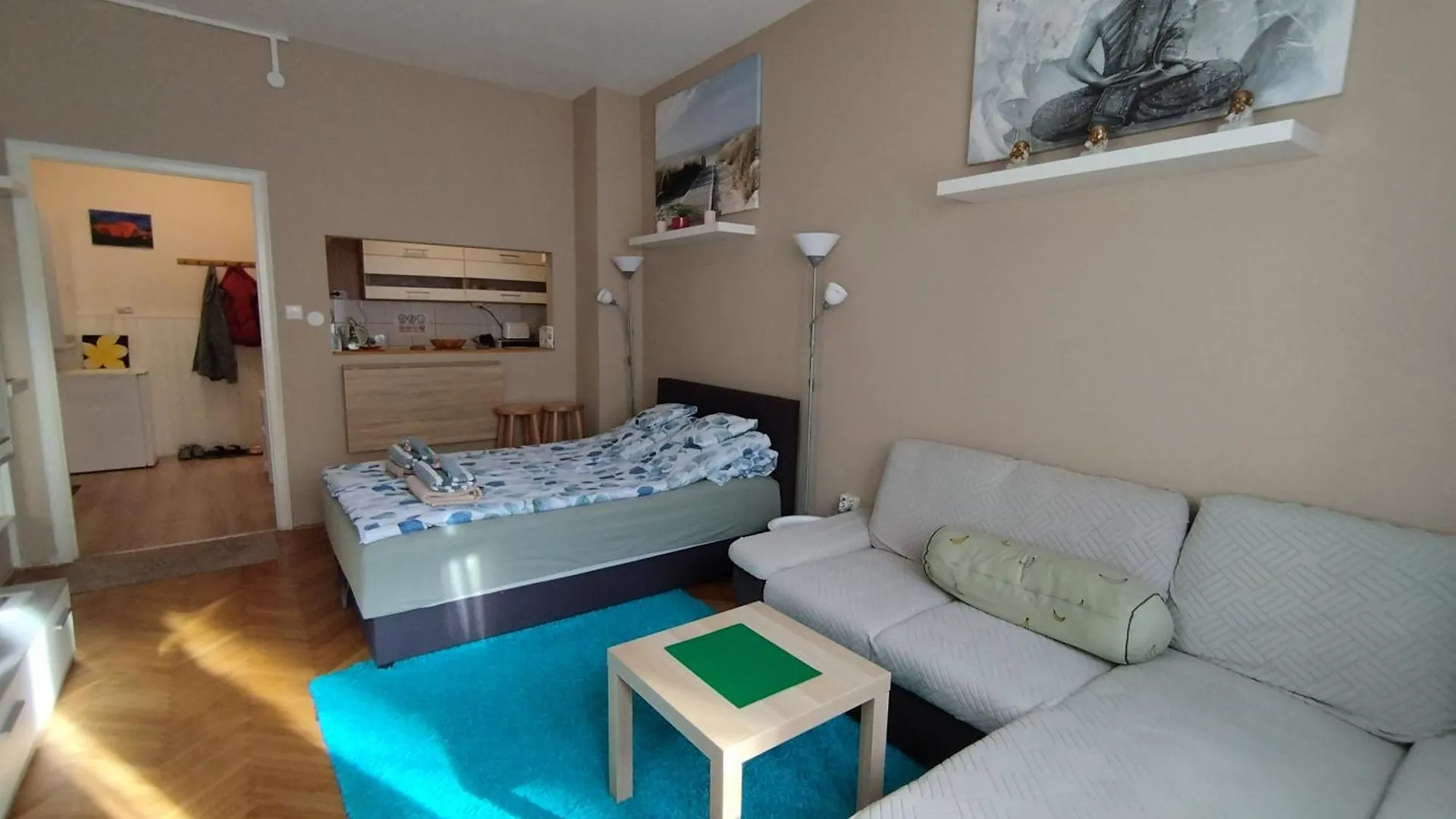 Flower Studio Apartment Budapesta